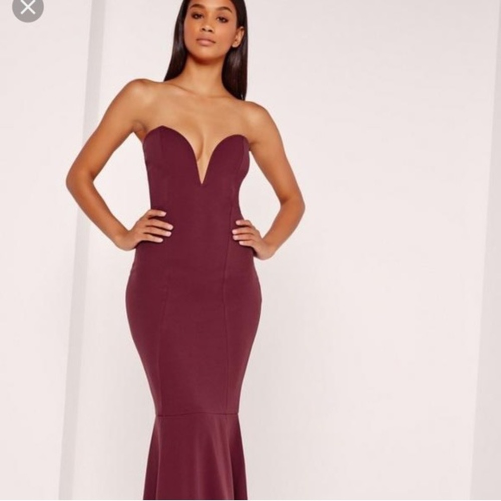 Missguided Strapless Sweetheart Neckline Formal Burgundy Dress EUC - Size 8
